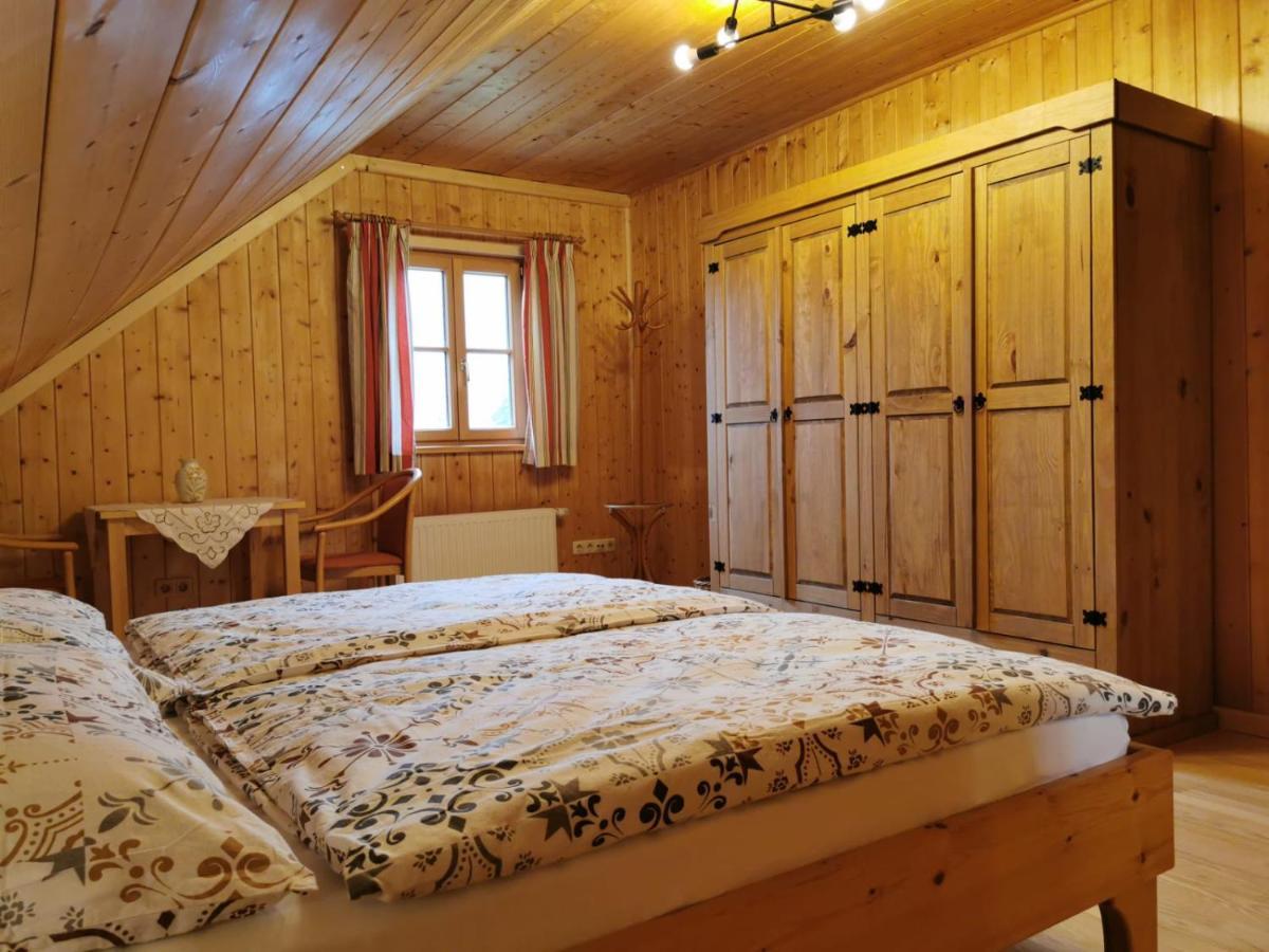 Ferienhaus Rosl am Grundlsee Exterior foto
